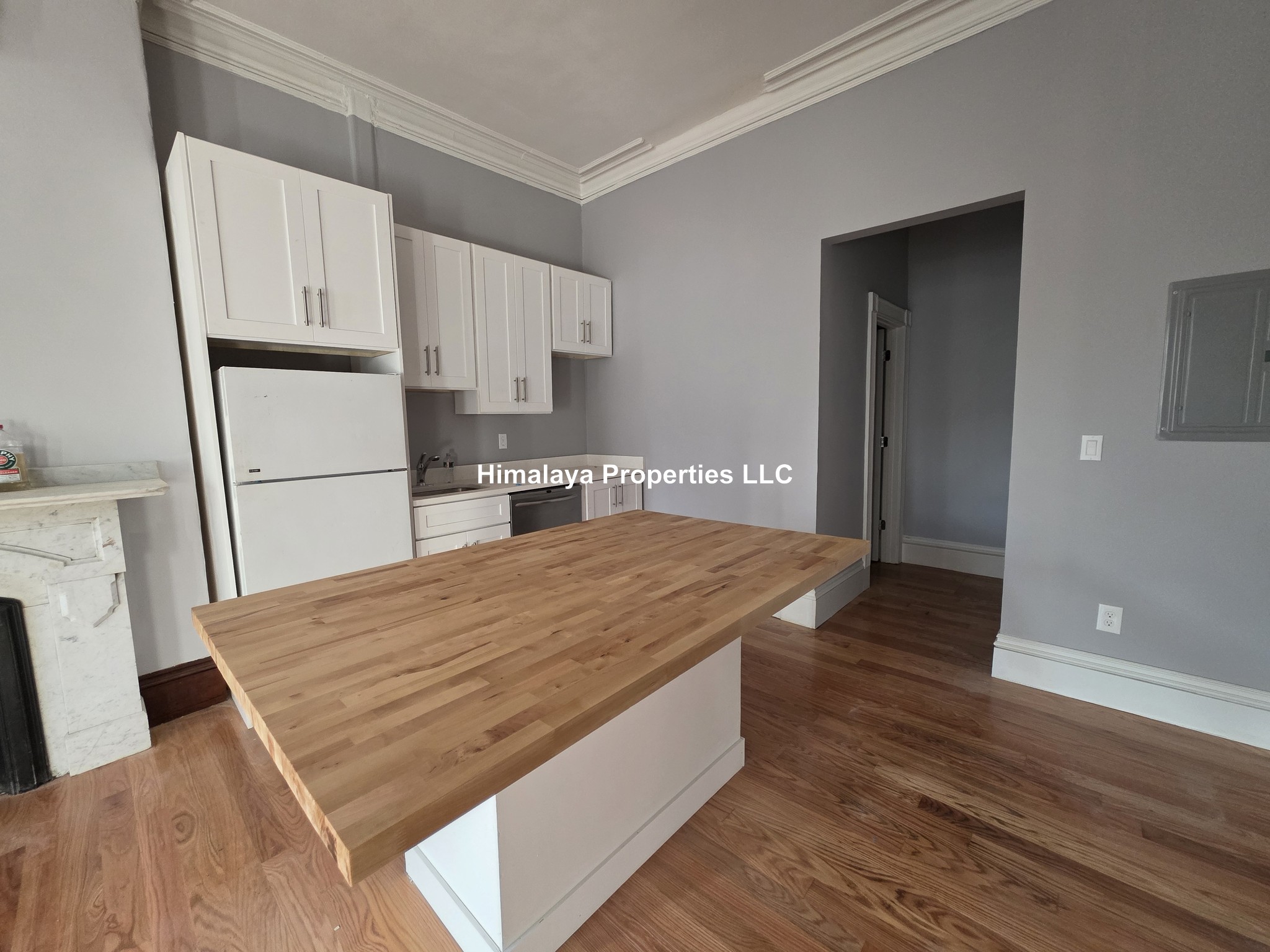 98 Mount Pleasant Ave. — Fort Hill