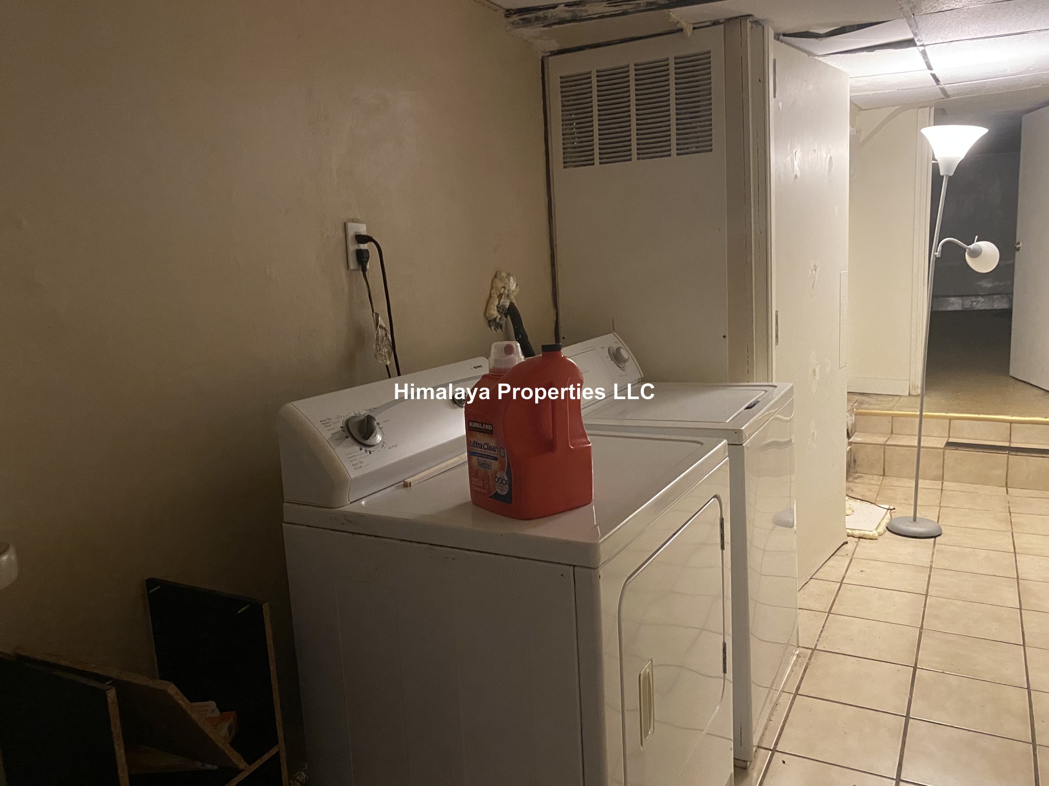 Photos of apartment on Gore St Pl.,Cambridge MA 02141