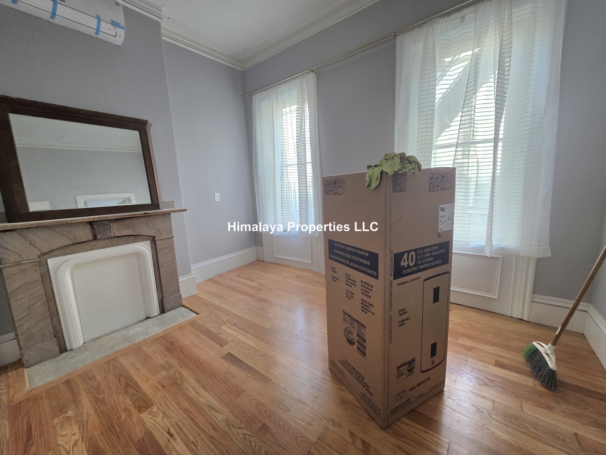 98 Mount Pleasant Ave. — Fort Hill