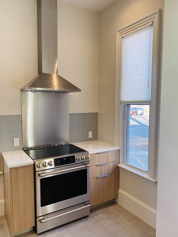 5 Gorham Ave, Brookline Hills