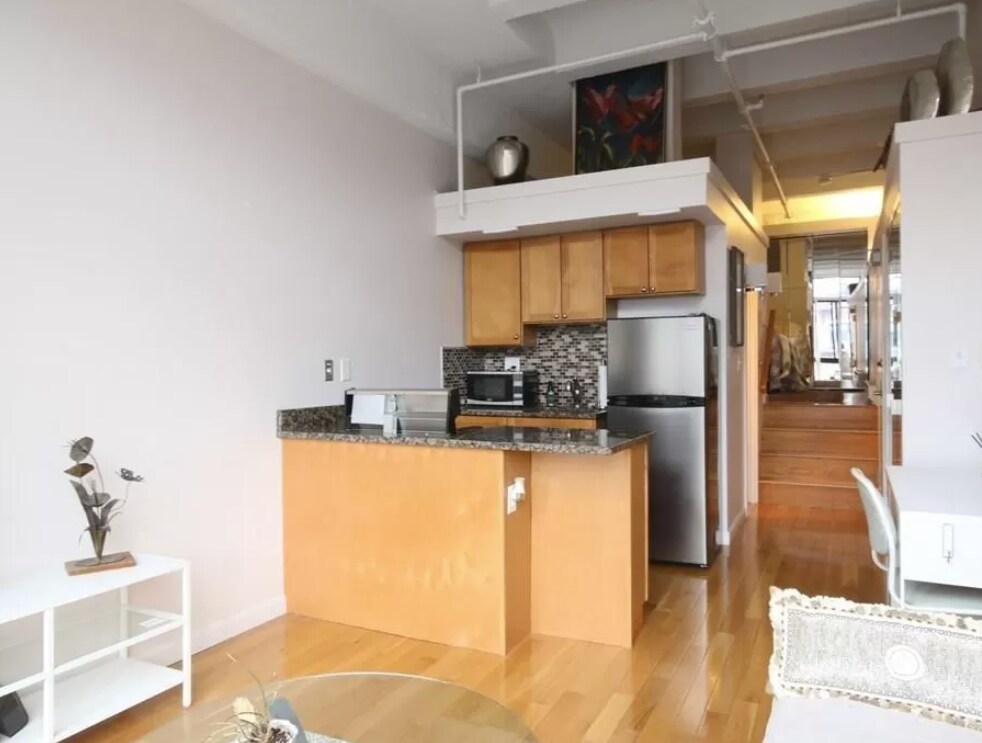 Photos of apartment on Boylston St.,Boston MA 02115