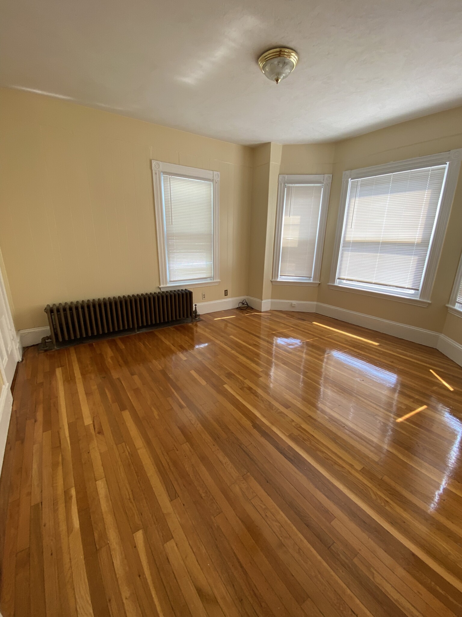 7 Stickney Ave, Winter Hill