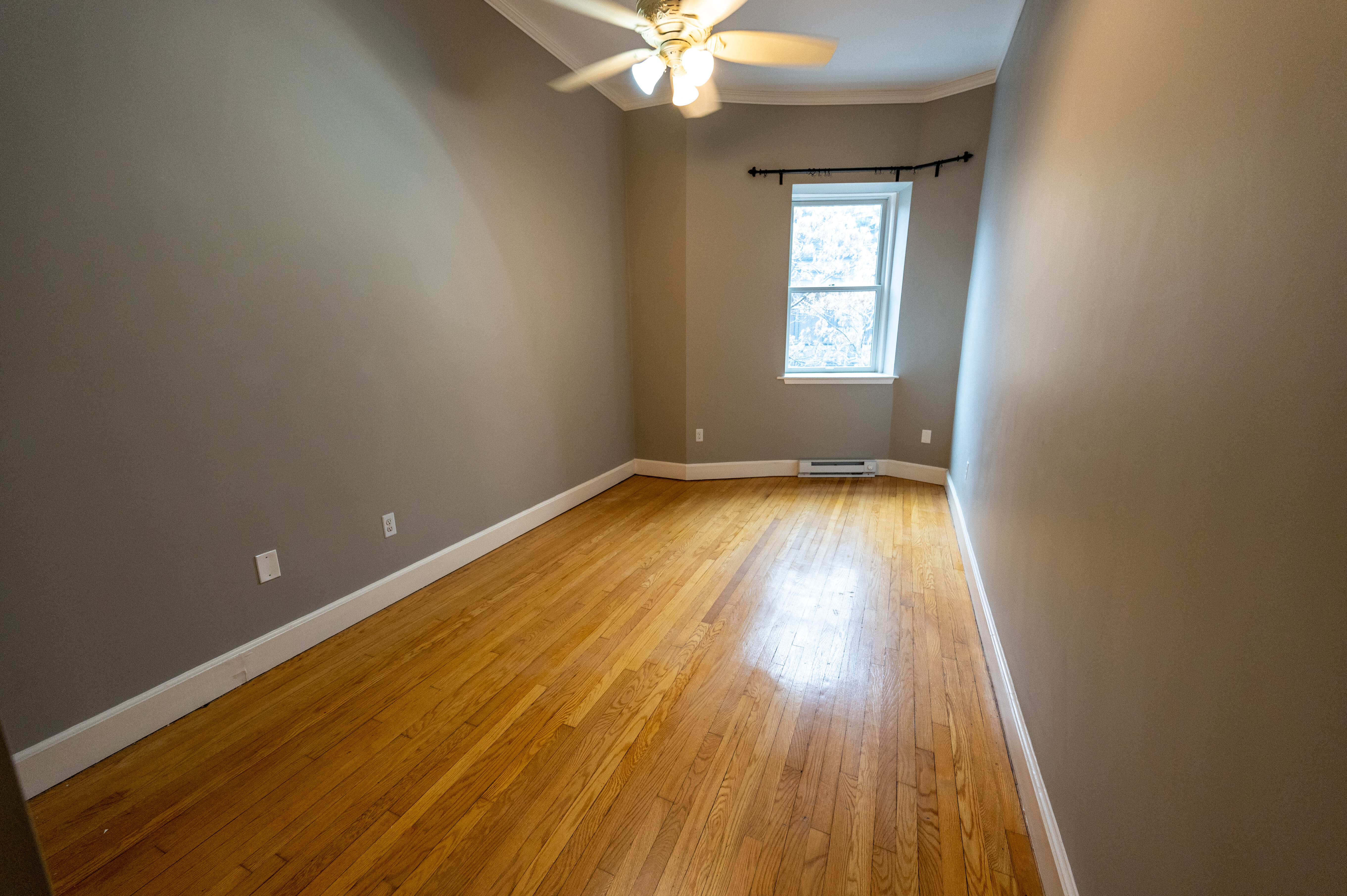 1 bed, 1 bath apartment for rent at 120 Beacon St Unit 8, Back Bay — photo 4 of 9