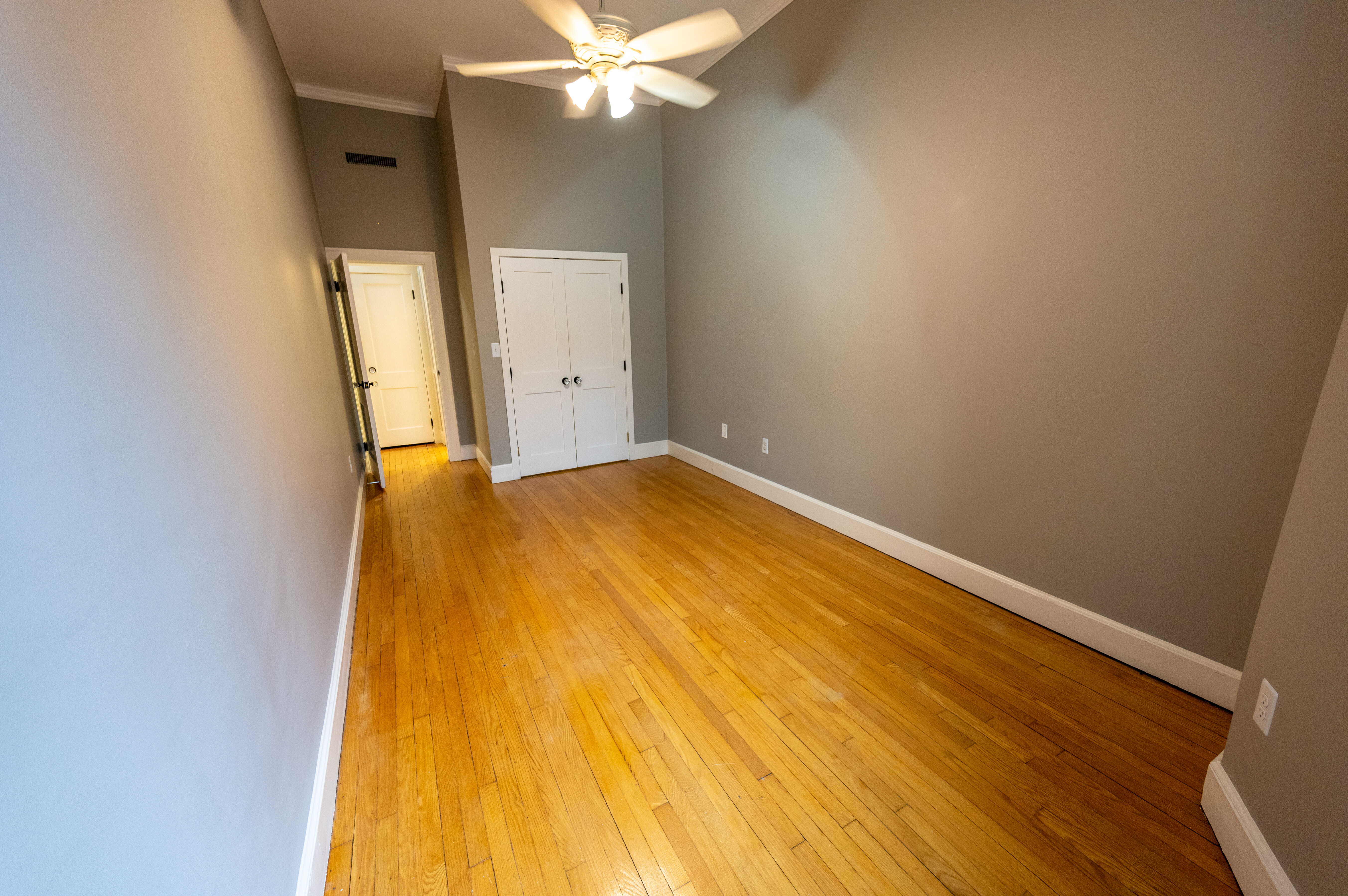 1 bed, 1 bath apartment for rent at 120 Beacon St Unit 8, Back Bay — photo 5 of 9