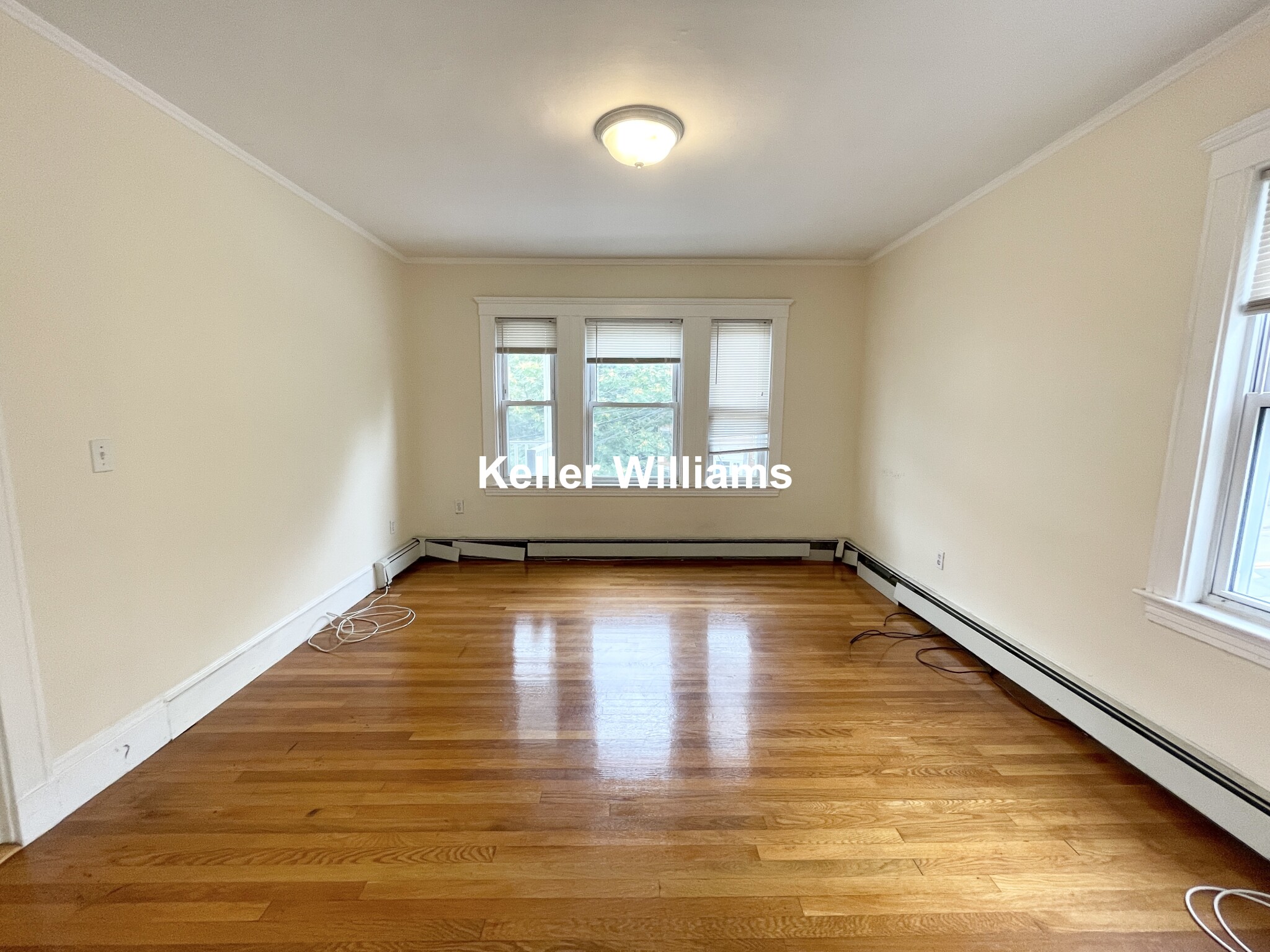 3 bed, 1 bath apartment for rent at 31 High St Unit 2, Brookline Village — photo 7 of 21
