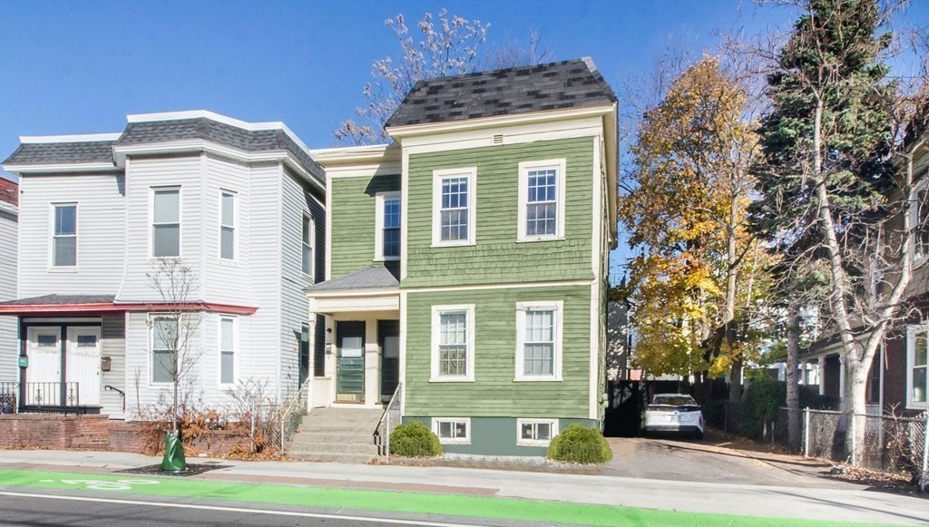 297 Beacon St, Ward Two