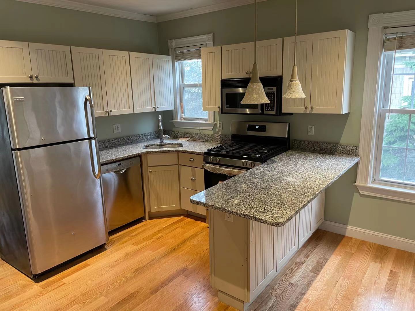 297 Beacon St, Ward Two