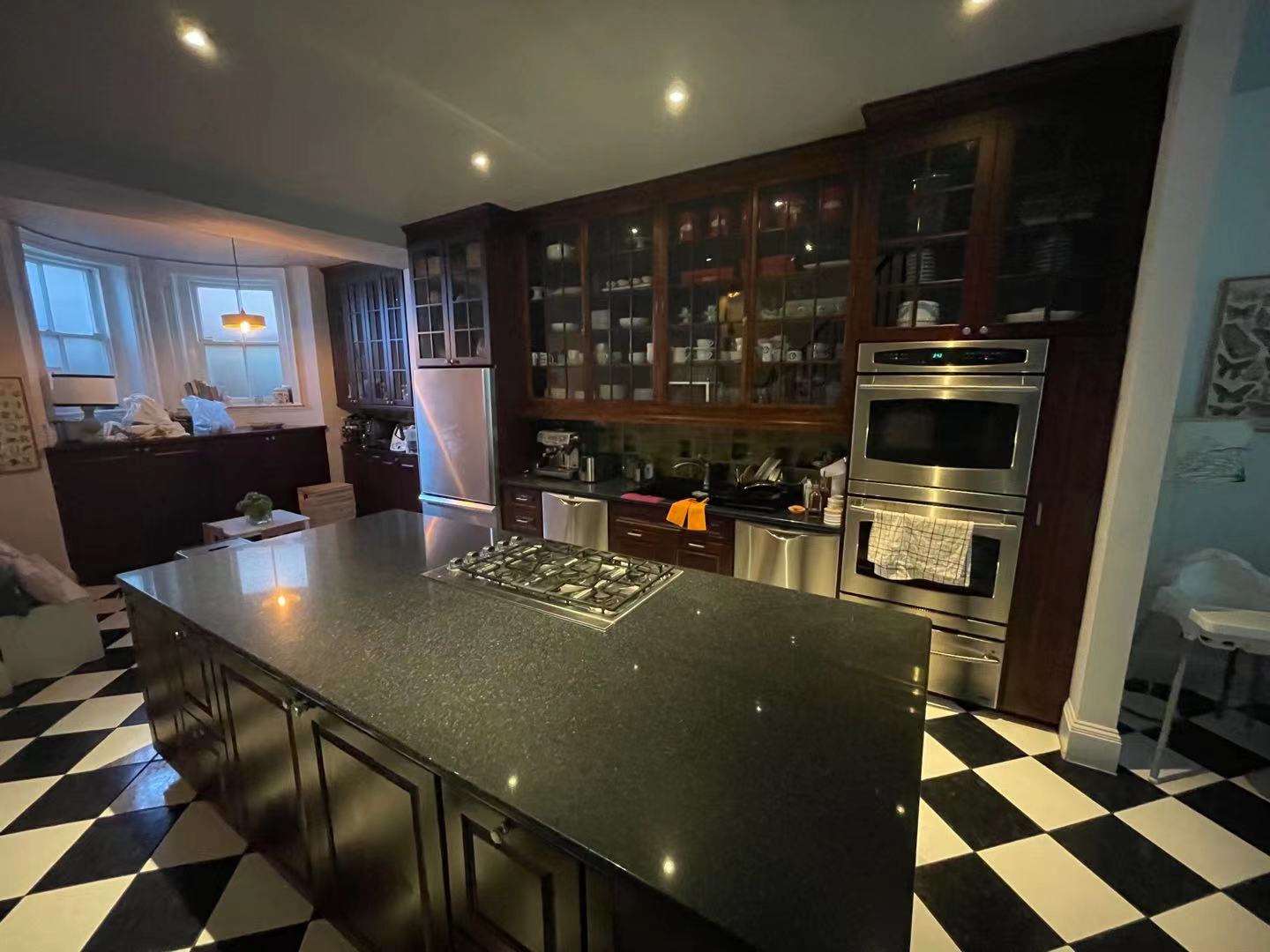 3 bed, 2.5 bath apartment for rent at 10 Saint Charles St Unit HOUSE, South End — photo 26 of 28