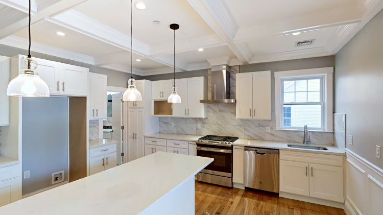3 bed, 3 bath apartment for rent at 30 Centre St Unit 3, Dorchester — photo 3 of 23