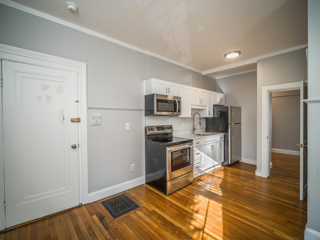 510 East Broadway, South Boston