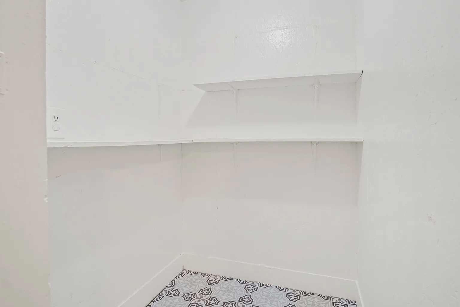 10 Redfield St. — Dorchester