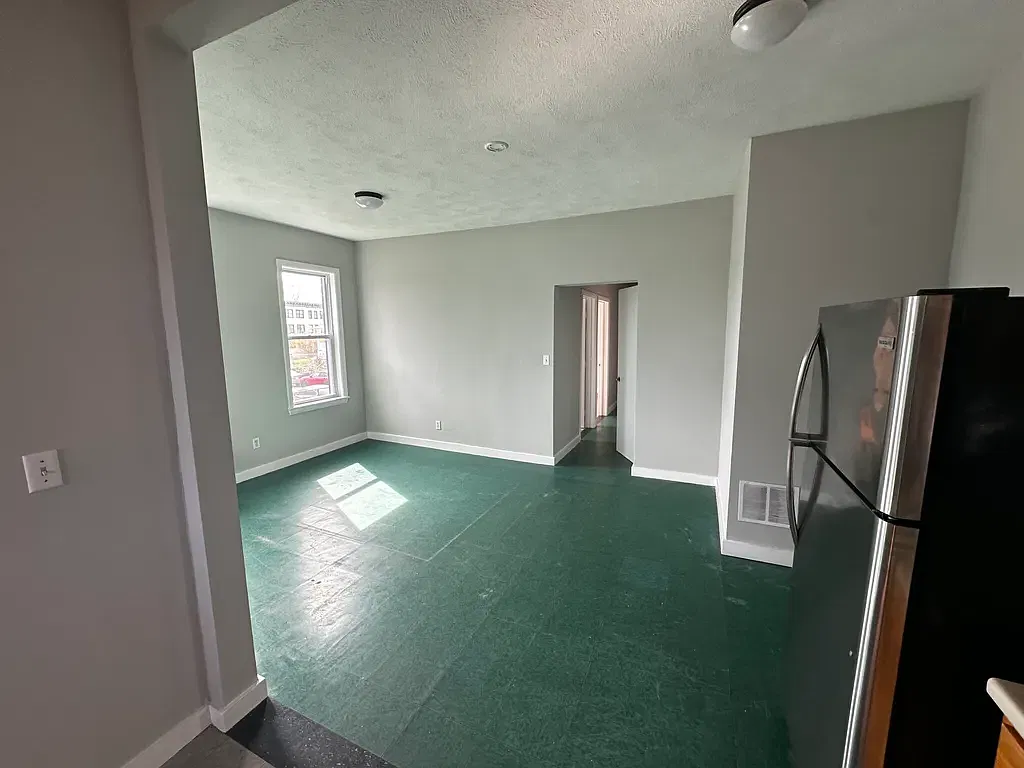 Photos of apartment on Magnolia,Boston MA 02121