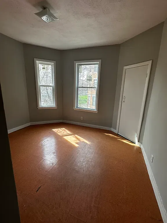 Photos of apartment on Magnolia,Boston MA 02121