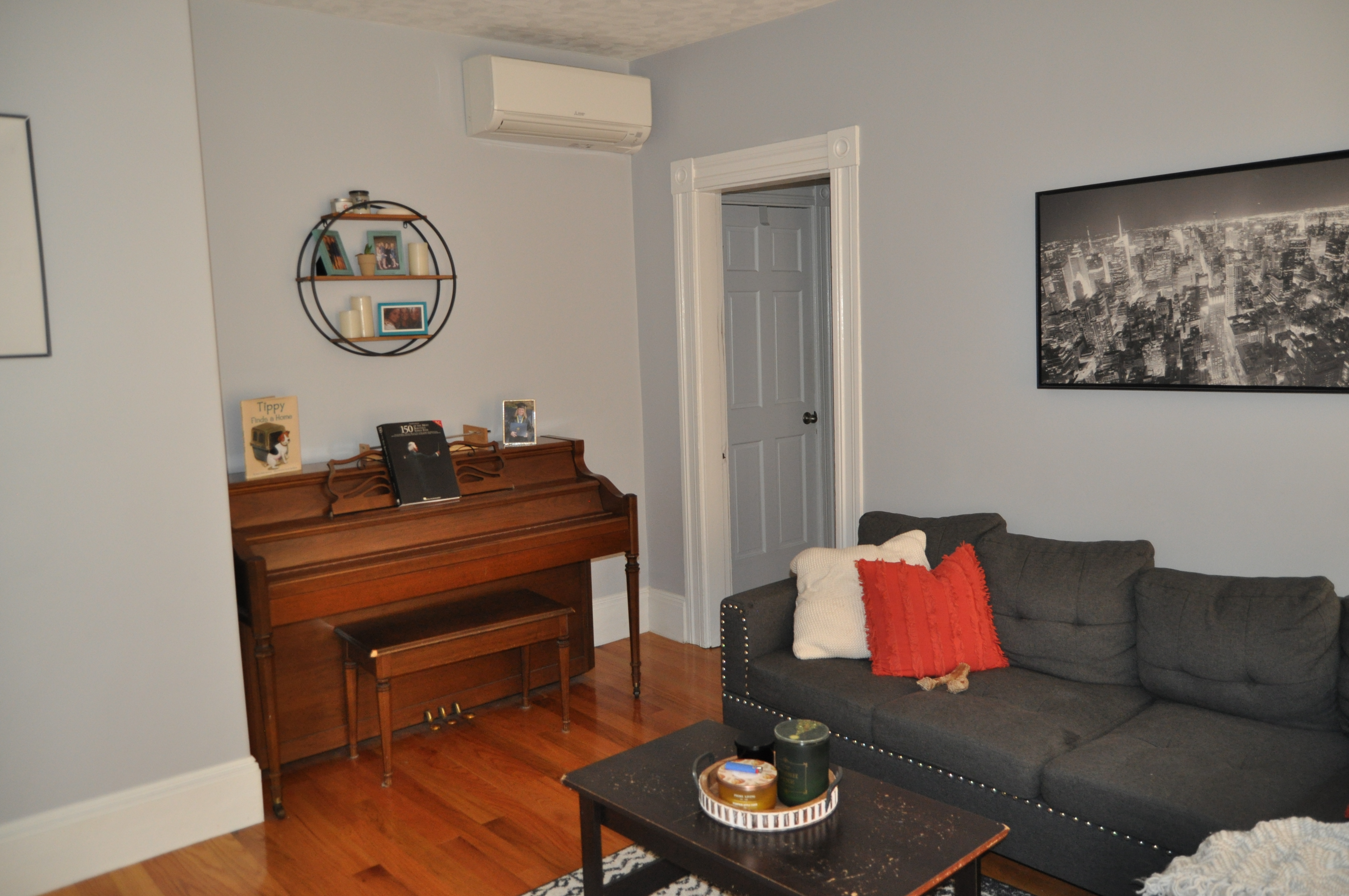 2 bed, 1 bath apartment for rent at 14 Holmes St Unit 1, Allston — photo 2 of 29