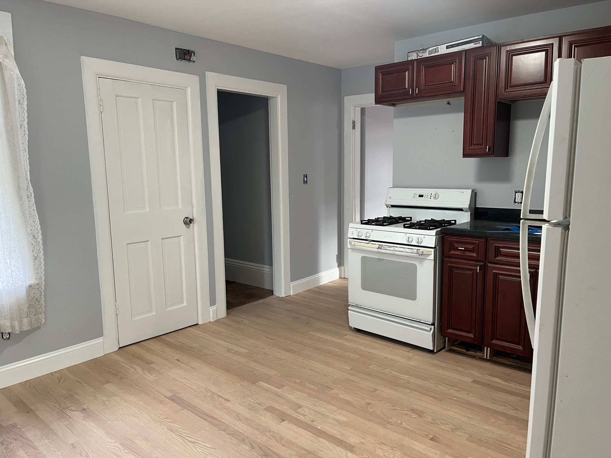 27 Athol St, Allston