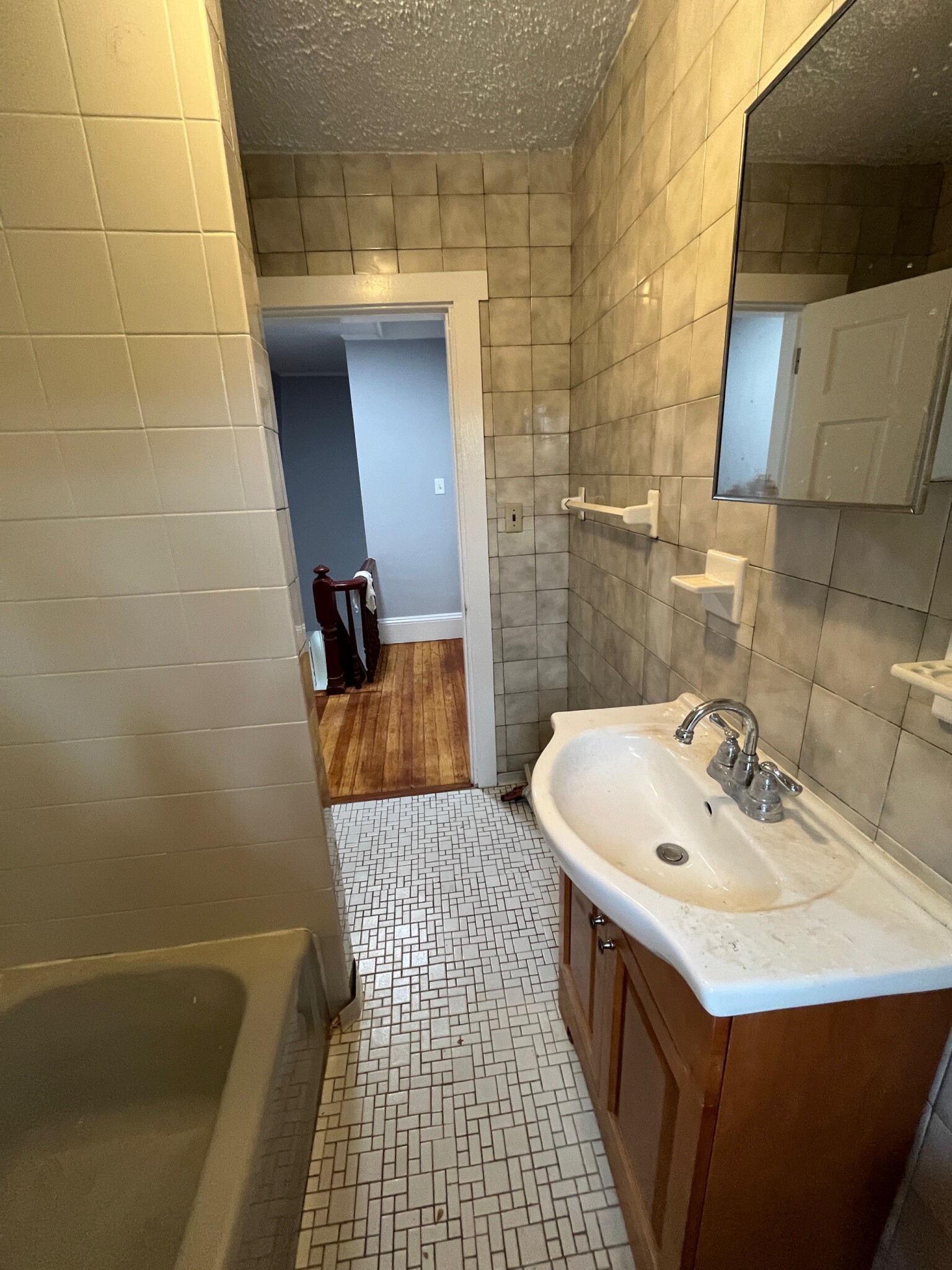 27 Athol St, Allston