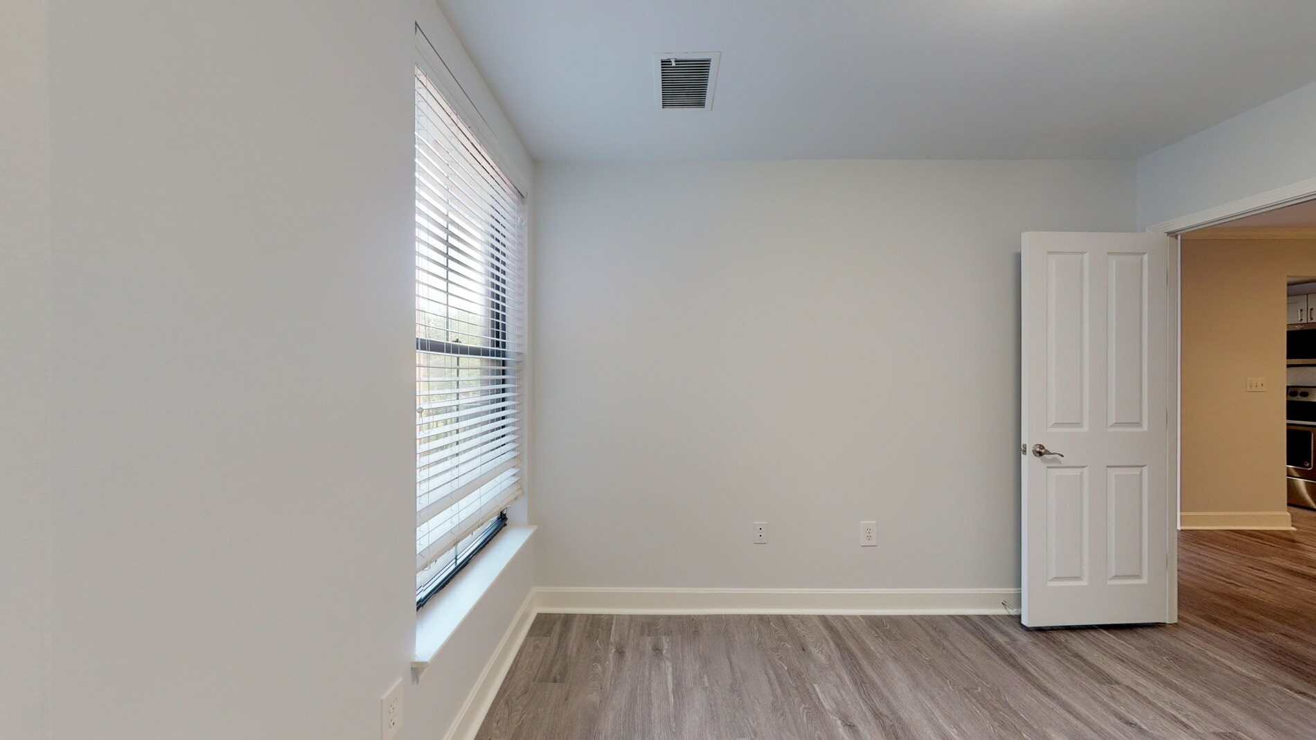 7 Harcourt St, Back Bay