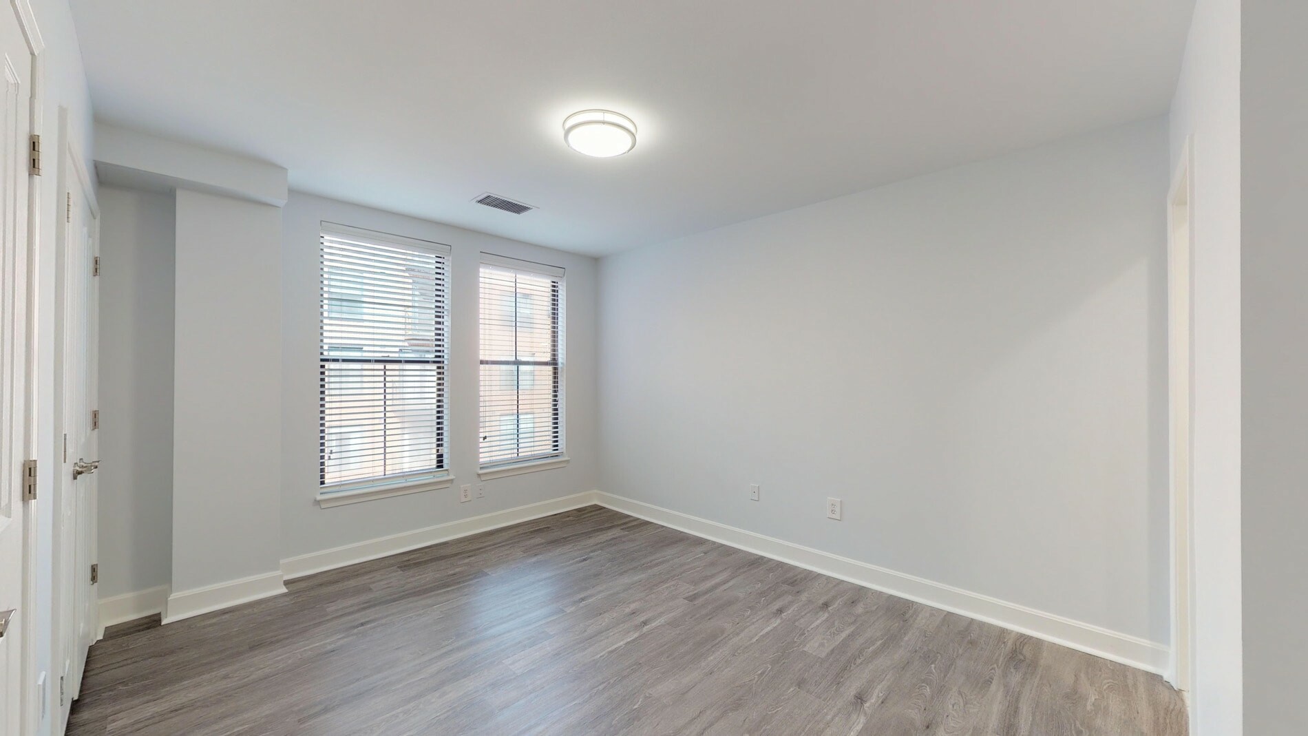 7 Harcourt St, Back Bay