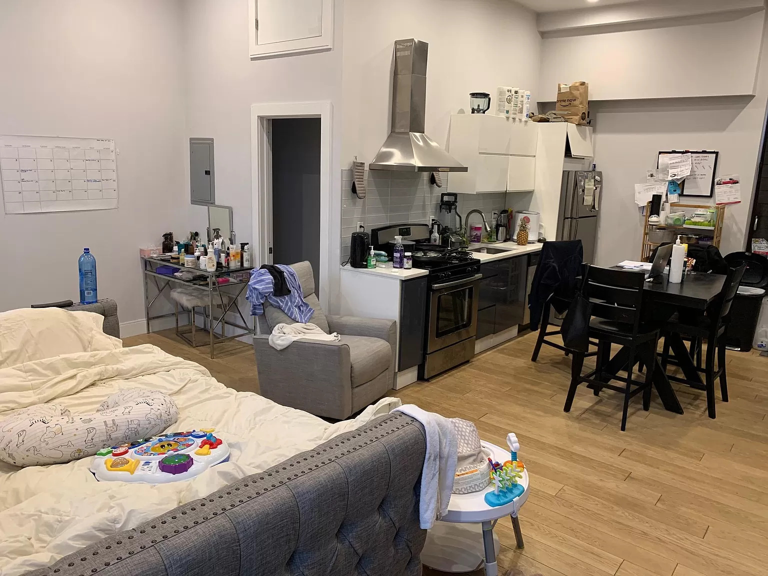 407 Dudley St, Roxbury