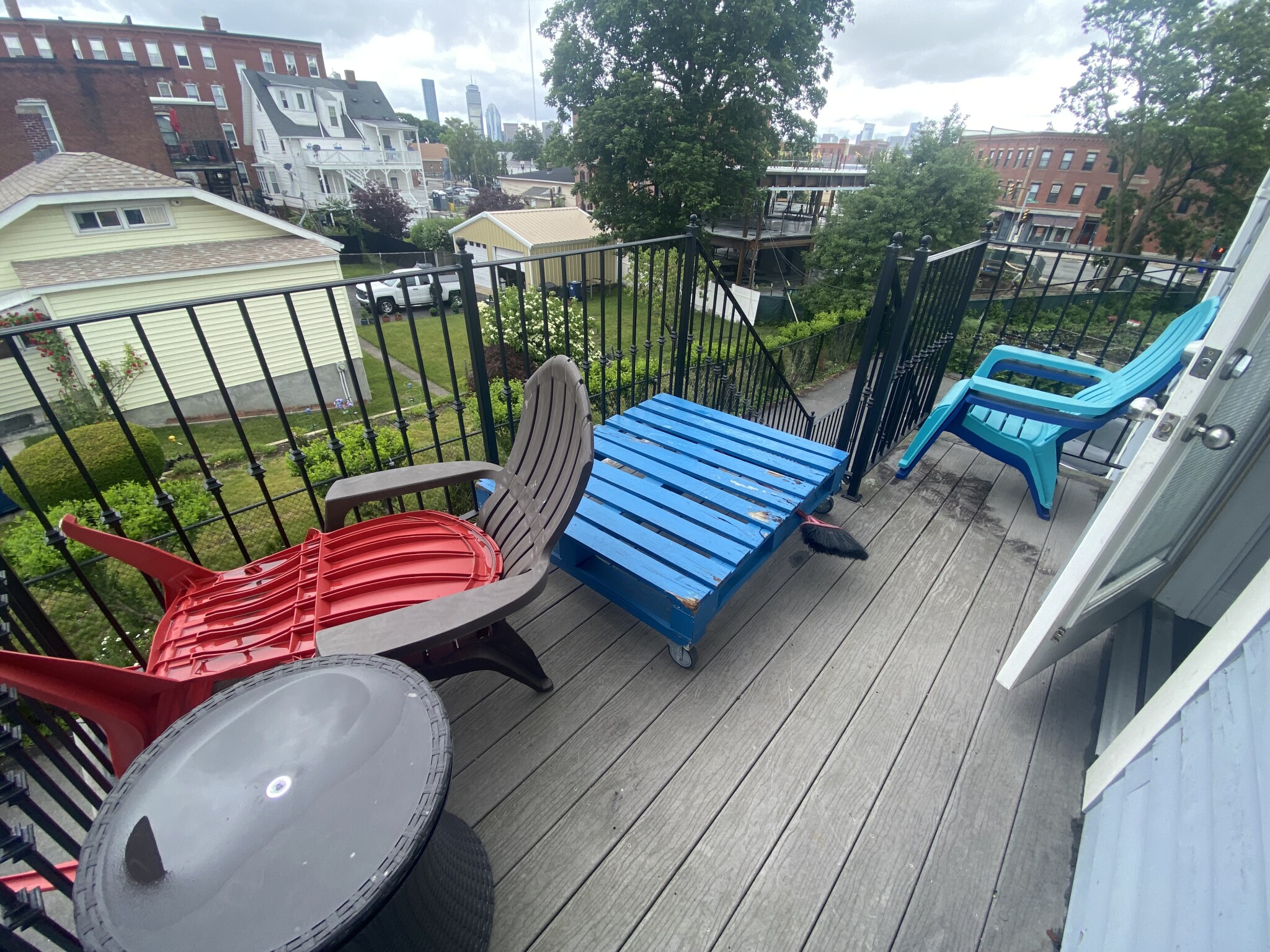 78 Forest St, Roxbury