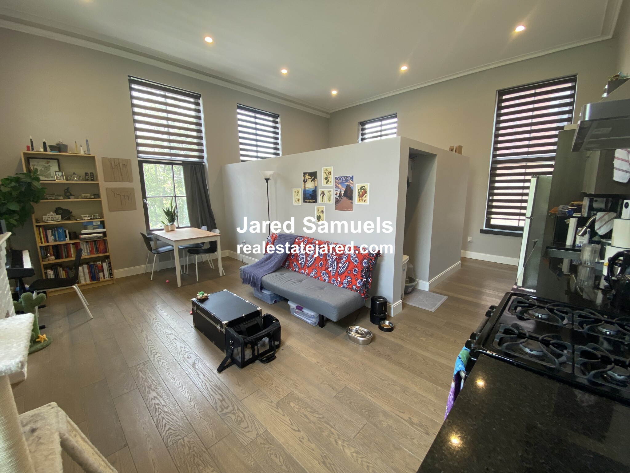 407 Dudley St, Roxbury