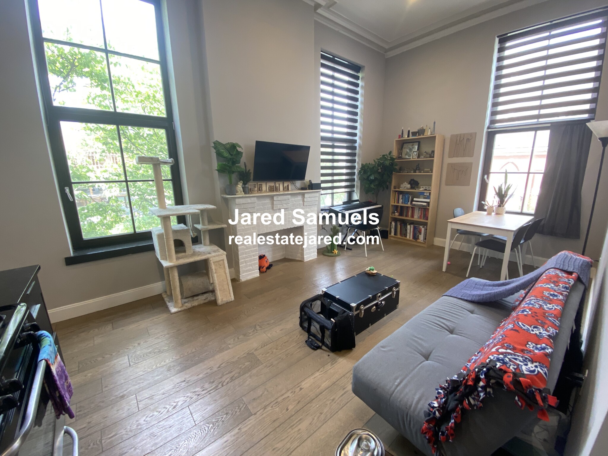 407 Dudley St, Roxbury