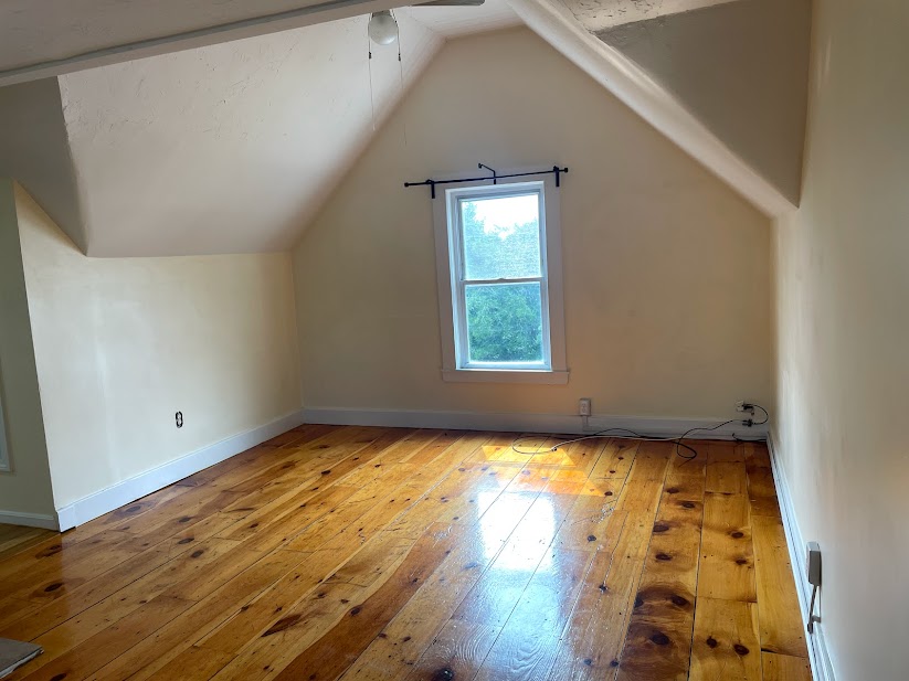 3 bed, 1 bath apartment for rent at 232 Temple St Unit 3, Whitman — photo 5 of 16
