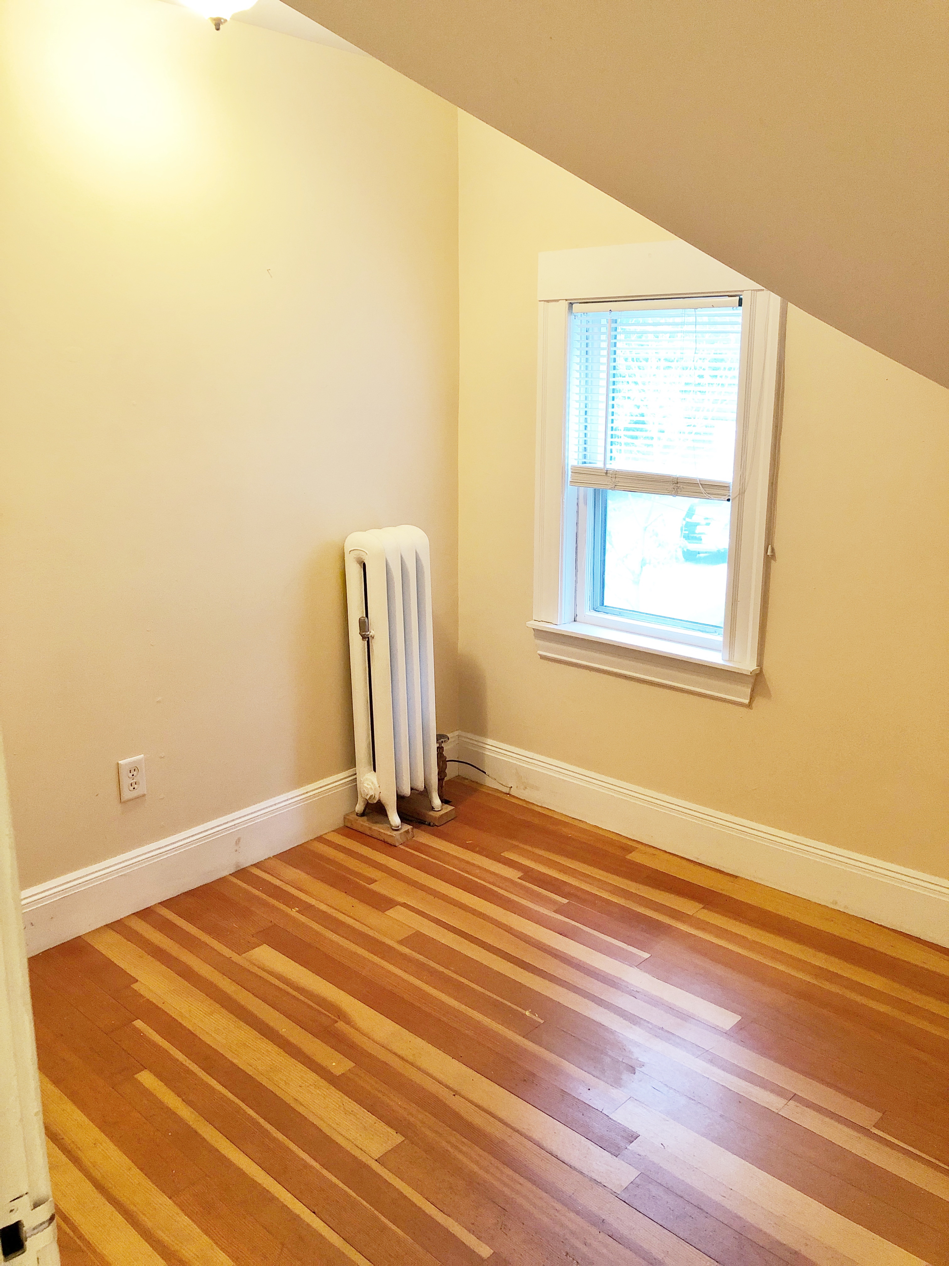 2 bed, 1 bath apartment for rent at 264 Manet Ave Unit 1, Quincy — photo 11 of 14