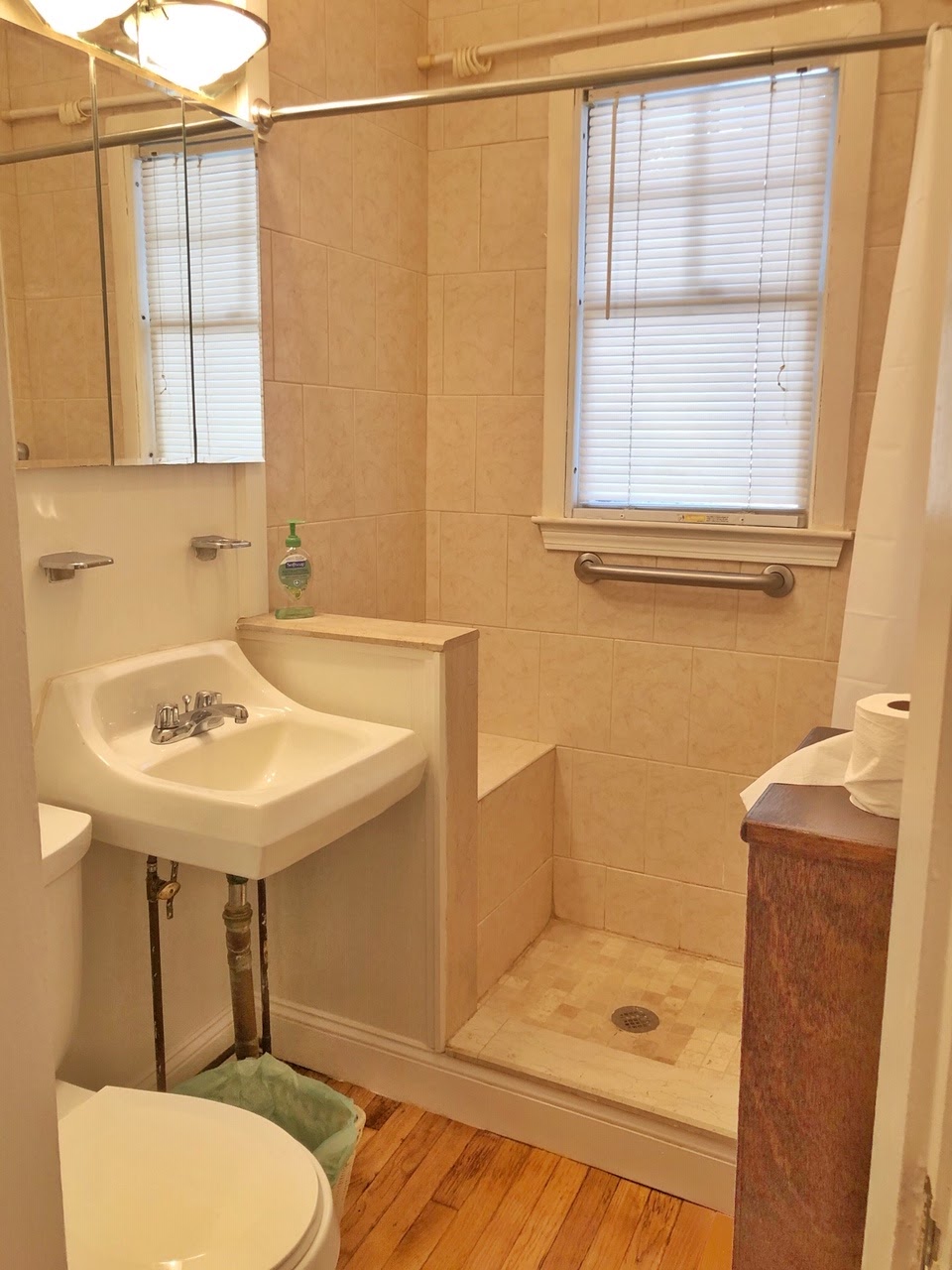 1 bed, 1 bath apartment for rent at 45 Longwood Rd Unit 1, Quincy — photo 6 of 7
