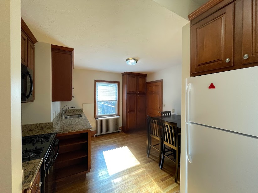 2 bed, 1 bath apartment for rent at 183 Front St Unit 3, Weymouth — photo 4 of 16