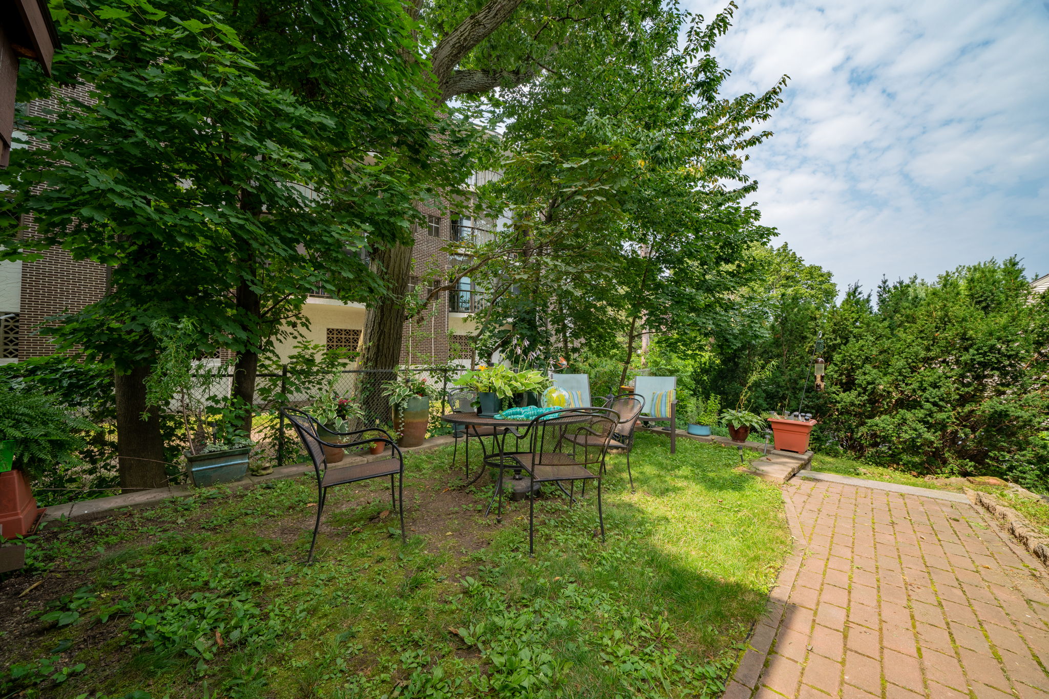 3 bed, 2 bath apartment for rent at 59 South Walnut St Unit C, Quincy — photo 16 of 17