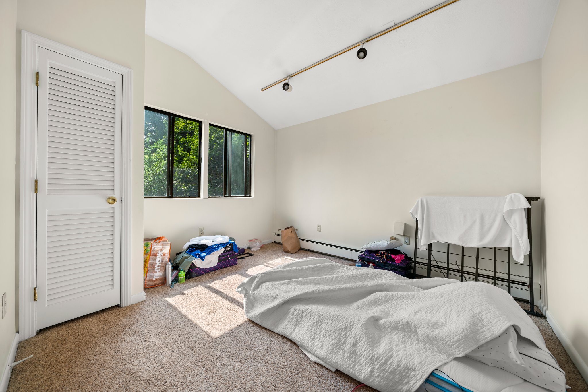3 bed, 2 bath apartment for rent at 59 South Walnut St Unit C, Quincy — photo 10 of 17