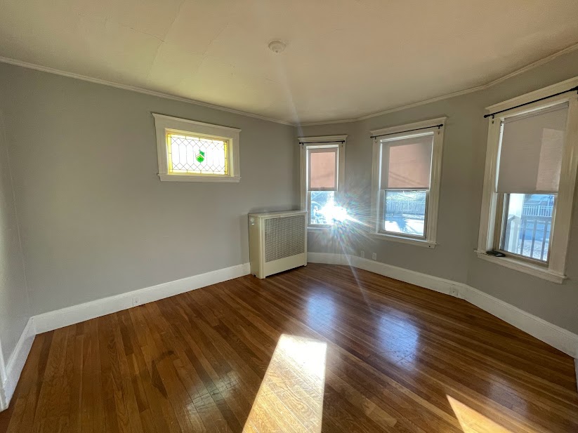 3 bed, 1 bath apartment for rent at 8 Hallet Unit 1, Dorchester