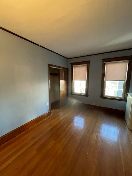 3 bed, 1 bath apartment for rent at 8 Hallet Unit 1, Dorchester — photo 14 of 27