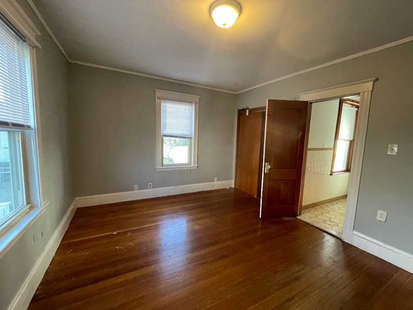 3 bed, 1 bath apartment for rent at 8 Hallet Unit 1, Dorchester — photo 19 of 27