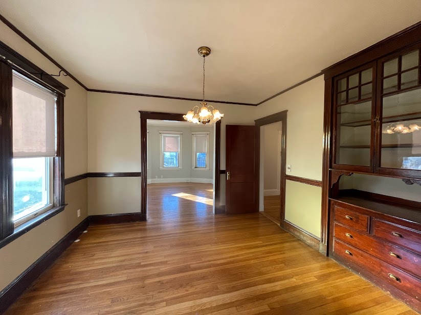3 bed, 1 bath apartment for rent at 8 Hallet Unit 1, Dorchester — photo 5 of 27