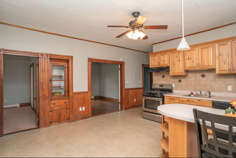 64 Crapo St, Bridgewater