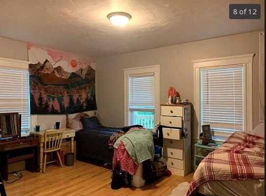 36 Main St, Bridgewater