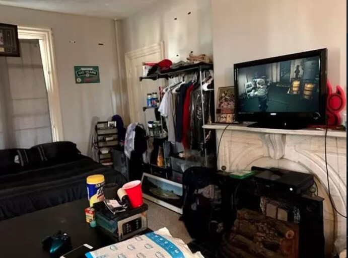 81 Grove St, Bridgewater