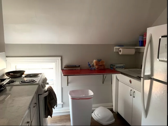 81 Grove St, Bridgewater