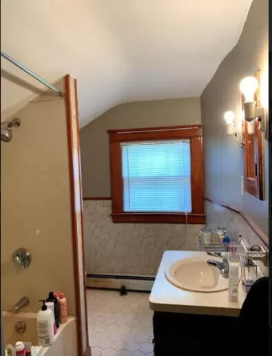 152 Plymouth, Bridgewater