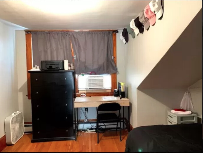 152 Plymouth, Bridgewater