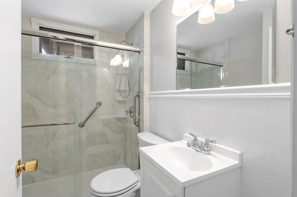 146 Pond St, Weymouth