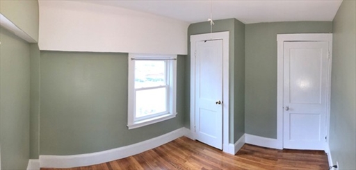 1136 Middle St, Weymouth