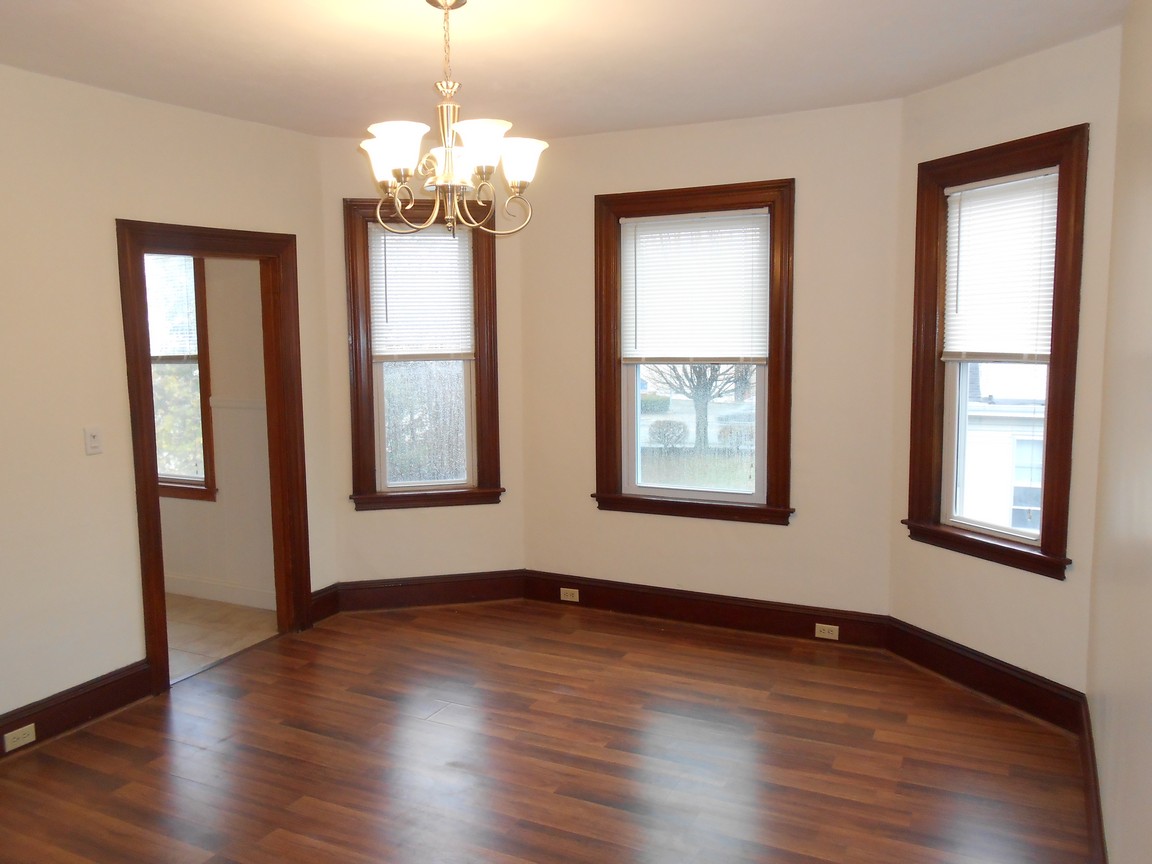 42 Bradford St, Quincy