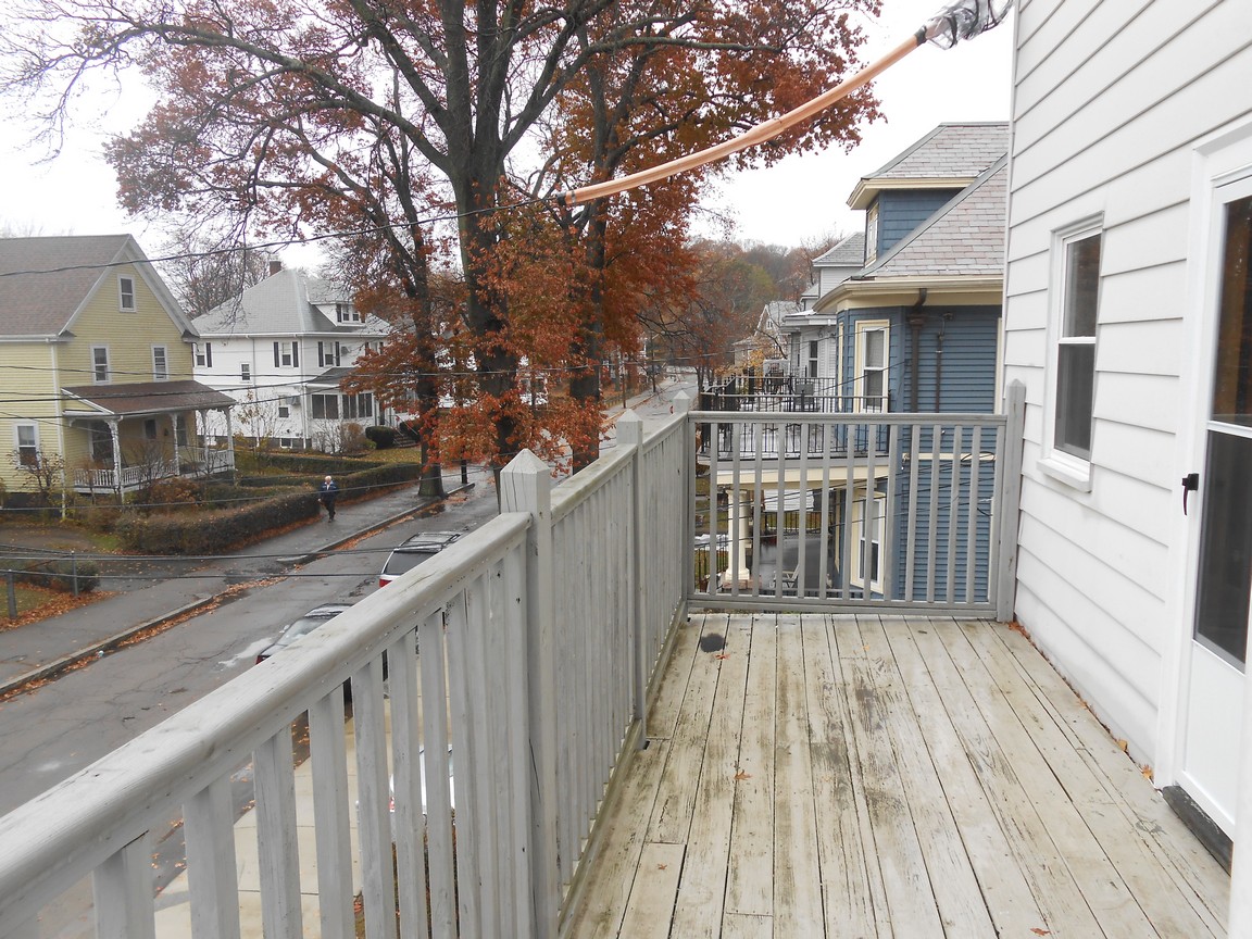 42 Bradford St, Quincy