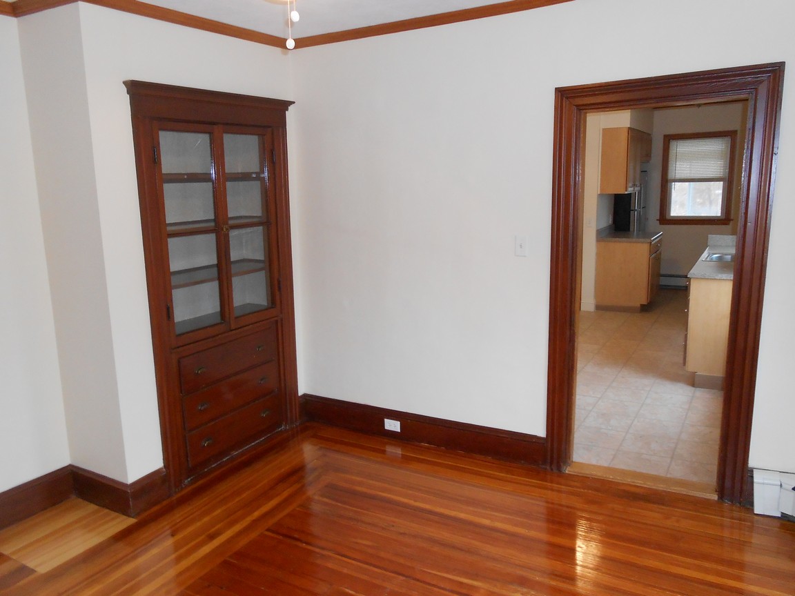 42 Bradford St, Quincy