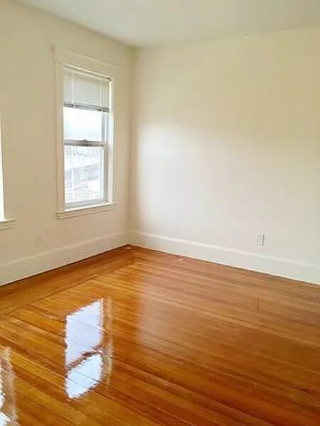 110 Jackson St, Hyde Park