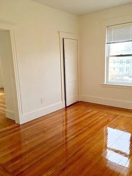 110 Jackson St, Hyde Park