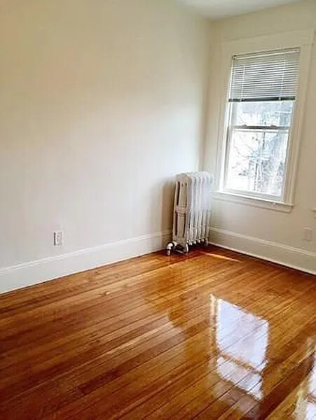 110 Jackson St, Hyde Park